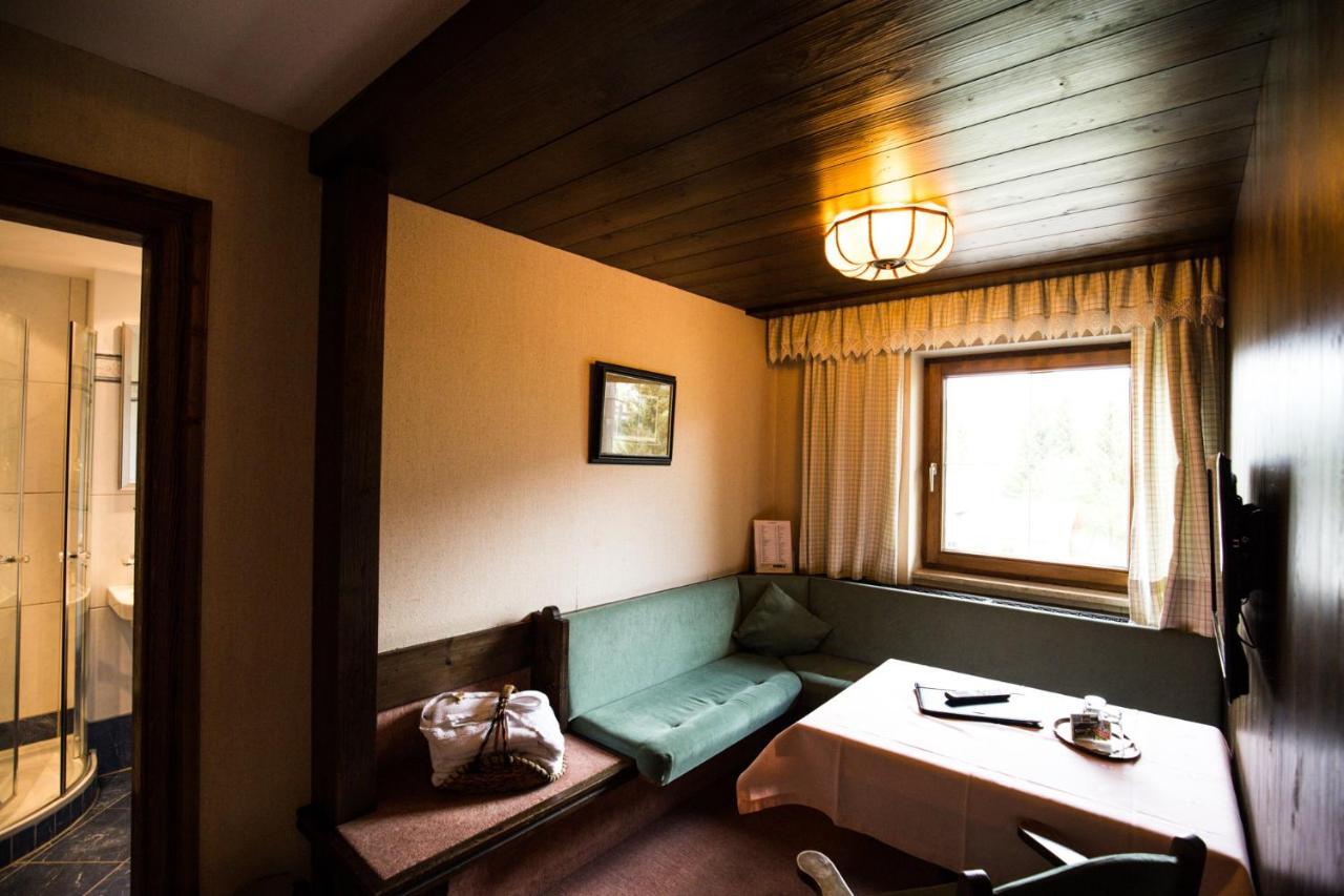 Landhaus Schnoeller Tannheim Kültér fotó